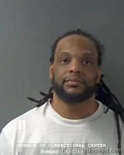 Mugshot of ALAN M THOMAS