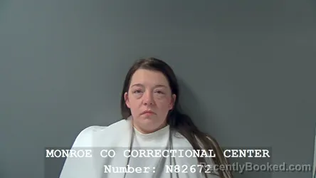 Mugshot of ANNAMARIE LEE WHITE booked in Monroe County, Indiana on April 1, 2026