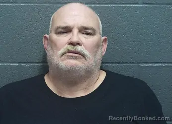 Mugshot of LYLE LOGAN HINKLE