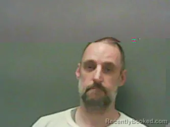 Mugshot of DUSTIN HIGGINS