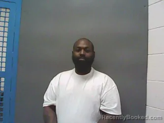 Mugshot of FRANK RAY III