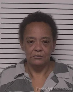 Mugshot of SHANTINA CAVET LIPSCOMB booked in Iredell County, North Carolina on July 3, 2026