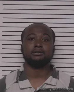 Mugshot of TRESHAWN DEMARCO ROBERTSON booked in Iredell County, North Carolina on July 6, 2026