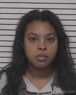 Mugshot of DOMONIQUE MONESHA MCDUFFIE