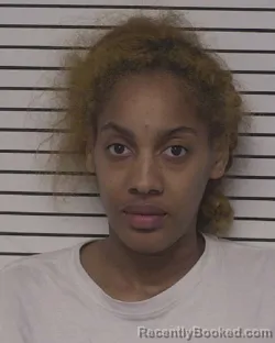 Mugshot of QUIENE TENE MCLAUGHLIN booked in Iredell County, North Carolina on March 10, 2026