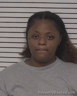 Mugshot of RONIYA NICOLE BELL booked in Iredell County, North Carolina on May 4, 2026