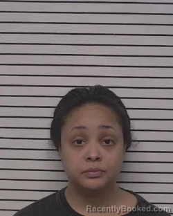 Mugshot of LARI JACKAE ROBINSON booked in Iredell County, North Carolina on May 22, 2026