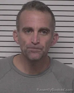 Mugshot of BENJAMIN STUART LINDSEY