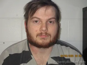 Mugshot of Dylan S Lindley