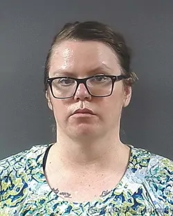 Mugshot of MARA RAE OLIVER