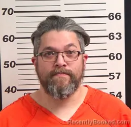 Mugshot of DAVID LEE HINNANT