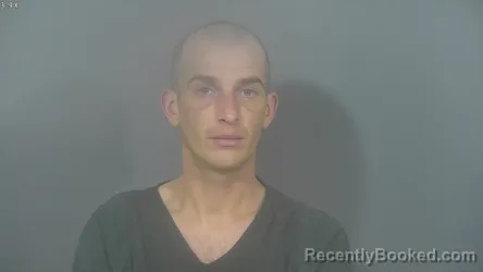 Mugshot of JR COLEW ROBINSON