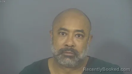 Mugshot of EVERON DEMEL QUIROZ booked in St Joseph County, Indiana on April 1, 2026