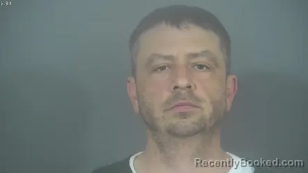 Mugshot of ANDREW WAYNE GARRETT booked in St Joseph County, Indiana on April 3, 2026