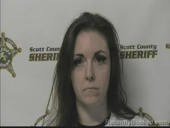 Mugshot of MARANDA SMITH