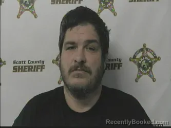 Mugshot of MCKENZIE SIZEMORE