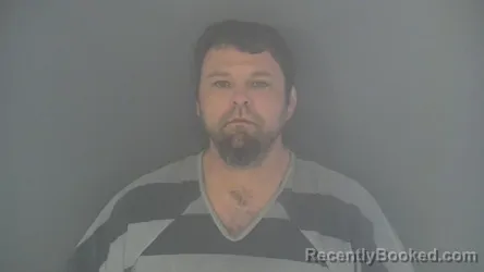 Mugshot of DONALD LEON RICHMOND