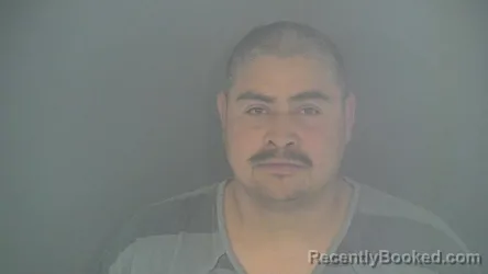 Mugshot of EMMANUEL DE JESUS MAGALLANES APARICO