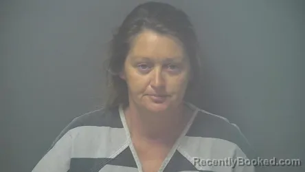 Mugshot of Jessica Nicole Hunter booked in Shelby County, Indiana on August 18, 2026