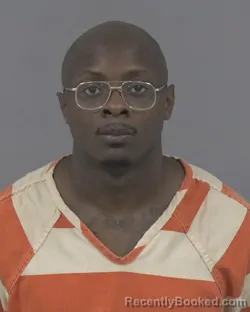 Mugshot of MARCUS CURRIE