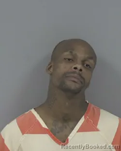 Mugshot of Erving Deshawn Francis