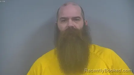Mugshot of LEE MICHAEL JULIAN booked in Sullivan County, Indiana on May 13, 2026