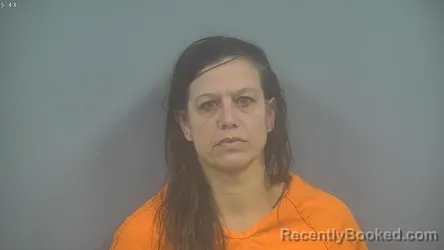 Mugshot of MICHELLE DAWN FAUGHT booked in Sullivan County, Indiana on April 27, 2026