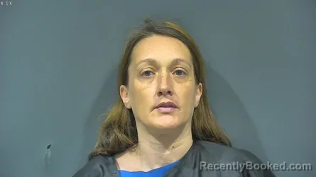 Mugshot of JODA RAE MCCRACKEN