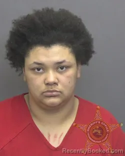 Mugshot of NAIASHA LEE HUTCHINSON