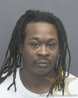 Mugshot of AARON LORENZO MOSS