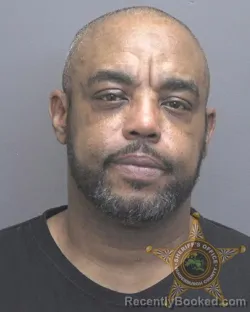 Mugshot of SIWATU EWAN THOMAS