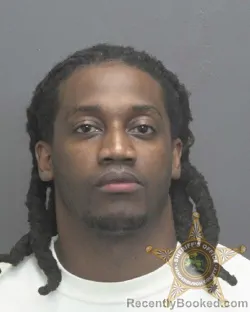 Mugshot of TREZHAUN DEWAYNE LAMAR SMITH