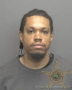 Mugshot of SHAQUILLE OMAR DAVIS booked in Vanderburgh County, Indiana on May 5, 2026