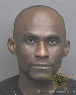 Mugshot of JOHN THOMAS HENRY