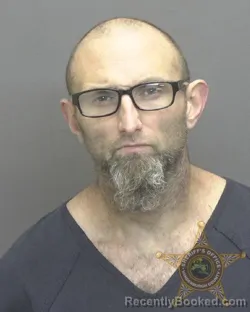 Mugshot of THOMAS MATTHEW HAMET