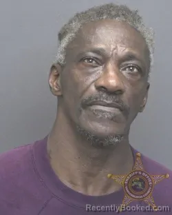 Mugshot of DARYEL RAY LOCKE