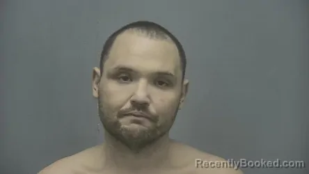 Mugshot of Andrew Issac Hogue