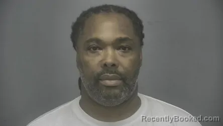 Mugshot of Renald Etoine Owens booked in Vigo County, Indiana on June 25, 2026