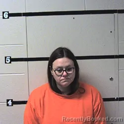 Mugshot of Lindsey J Mahoney