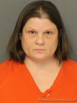 Mugshot of JENNIFER LYNN CRISS