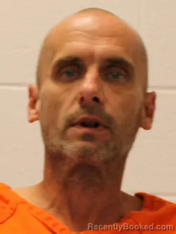 Mugshot of Bradley Jay Graves booked in Warrick County, Indiana on October 25, 2026