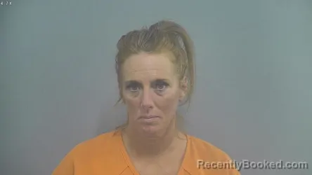 Mugshot of AMBER RANAE THOMPSON booked in Whitley County, Indiana on April 21, 2026