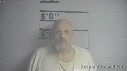 Mugshot of LARRY D ROBY