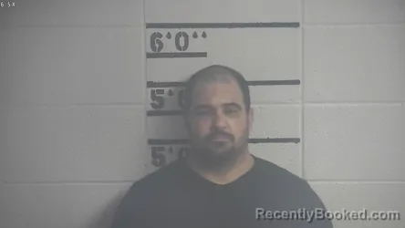 Mugshot of STEVEN H EAVES