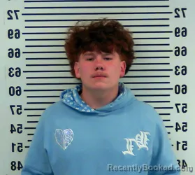 Mugshot of ELIJAH ROBLEDO