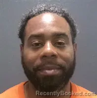 Mugshot of DARRIAN JUSTIN HUNTER booked in Lee County, North Carolina on April 18, 2026