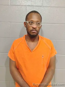 Mugshot of MICHAEL HUNN