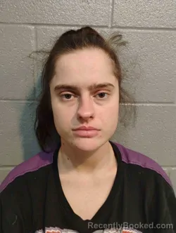 Mugshot of AMANDA HOFFMAN booked in Barren County, Kentucky on May 7, 2026