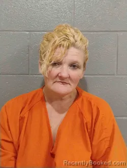 Mugshot of JENNIFER JEWELL booked in Barren County, Kentucky on April 5, 2026