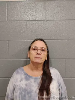 Mugshot of CAROLYN BLAND